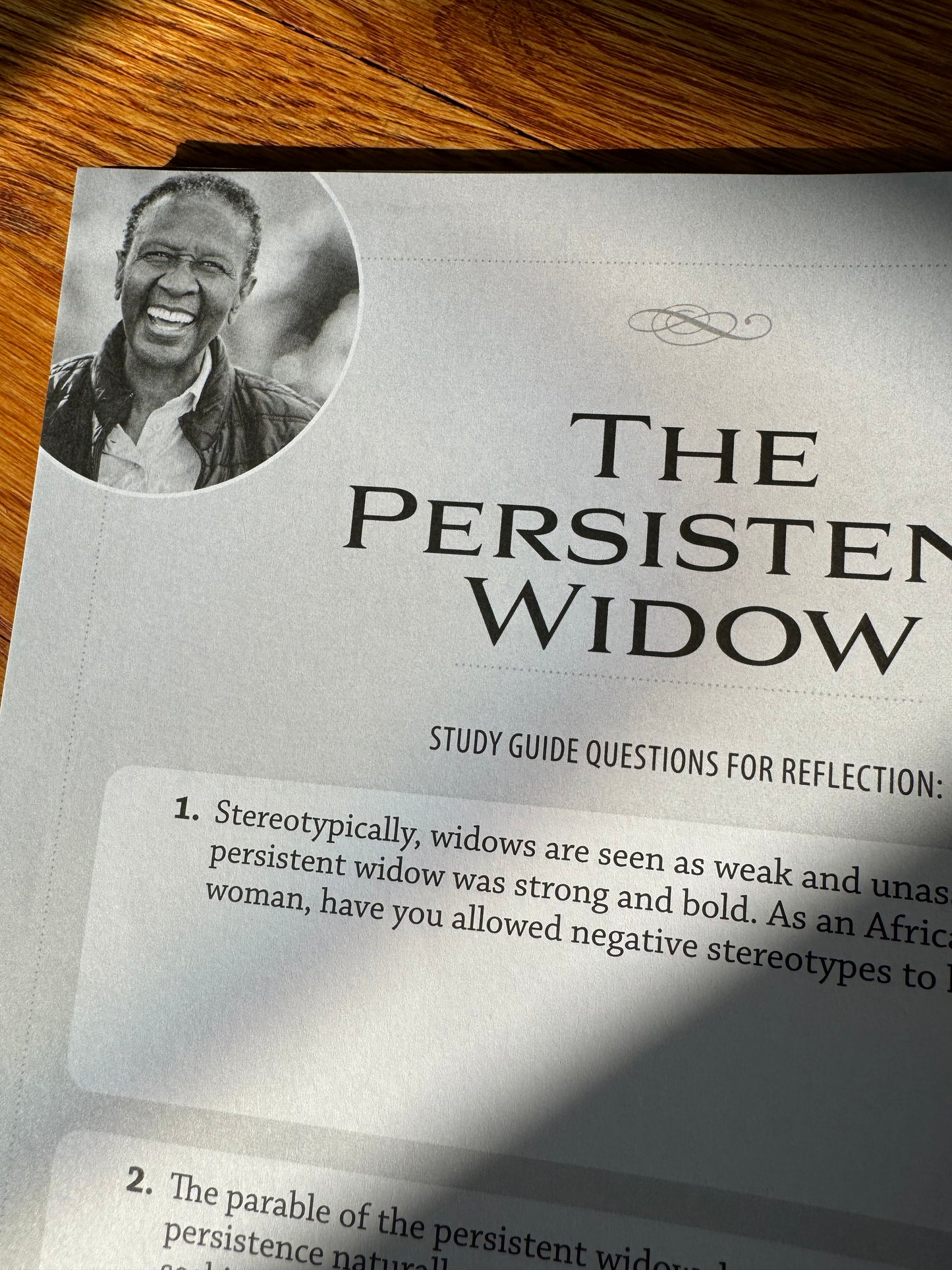 Women of the Bible for Women of Color: A Motivational  Workbook Inspirational  Personal Study Guide - Large Print