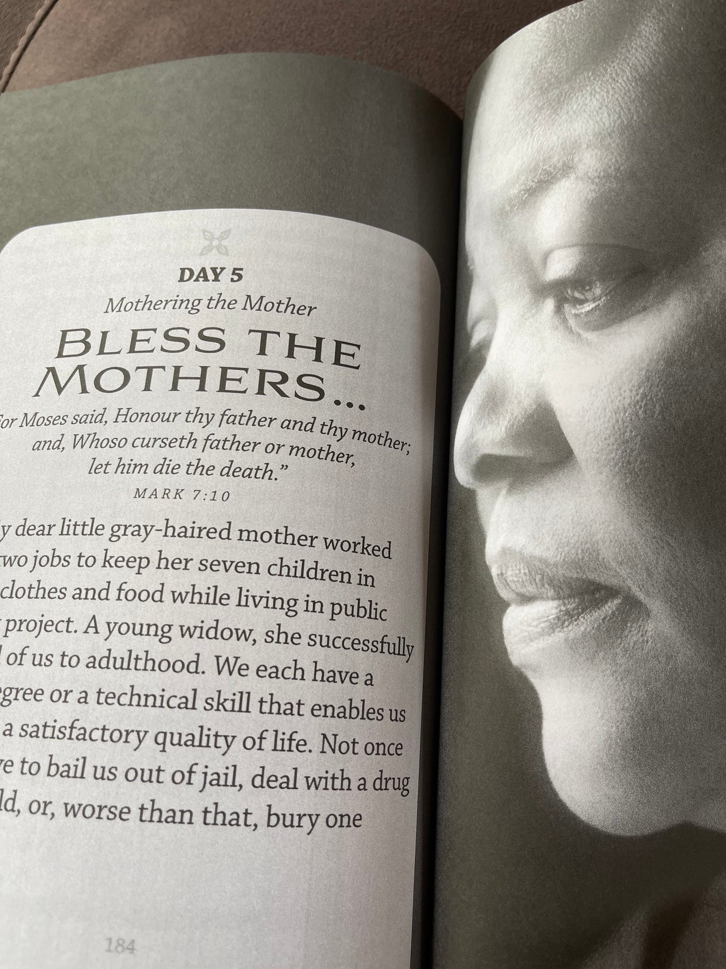 Women of Color Daily Devotional WINTER